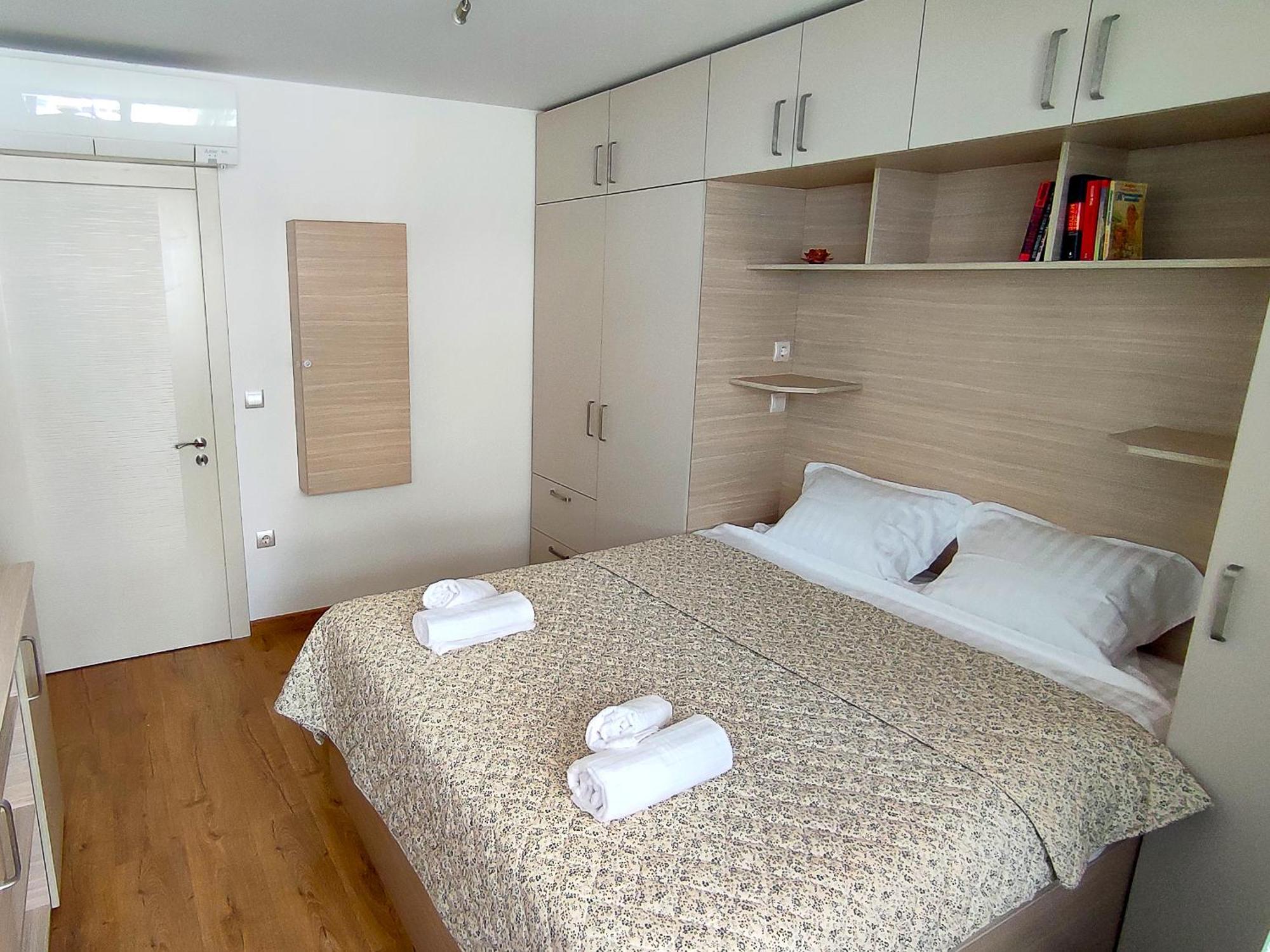 2 Coastal Retreat * Varna