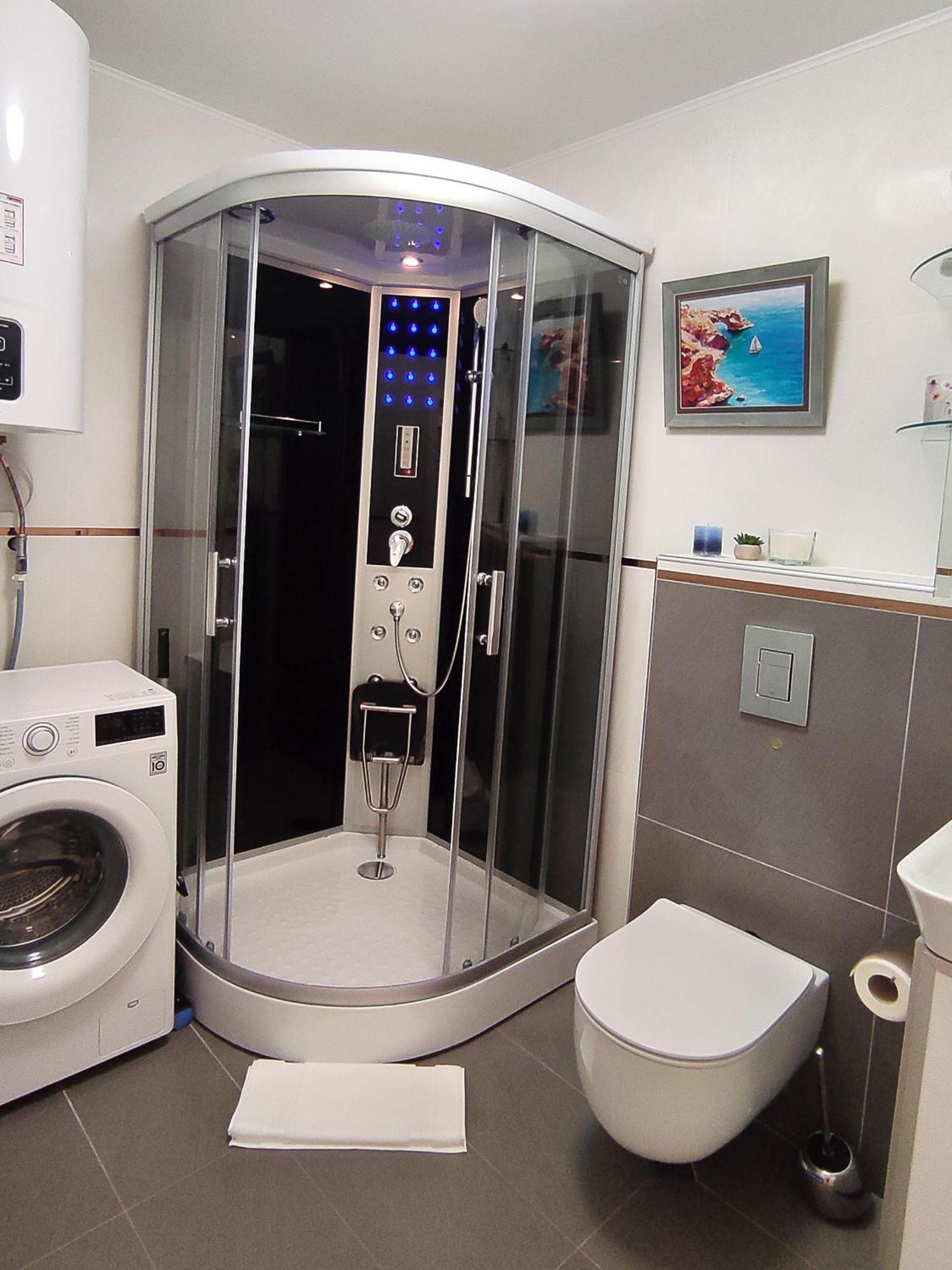 2 Coastal Retreat Apartament Varna